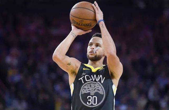 为什么NBA斯图尔特被球迷叫做戴尔库里?这外号背后藏着一段篮球血脉的冷知识 为什么NBA斯图尔特被球迷叫做戴尔库里?这外号背后藏着一段篮球血脉的冷知识